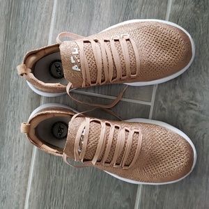 APL Sneakers